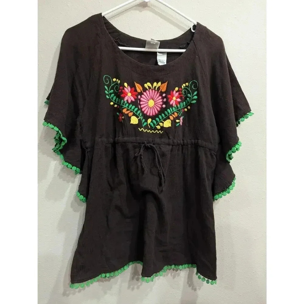 Short sleeve brown top w/green pom detail & floral embroidery by Ivy Jane XS